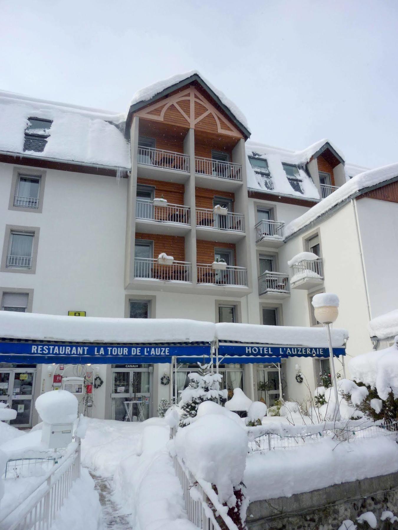 Logis Hotel L'Auzeraie Ax-les-Thermes Exterior photo