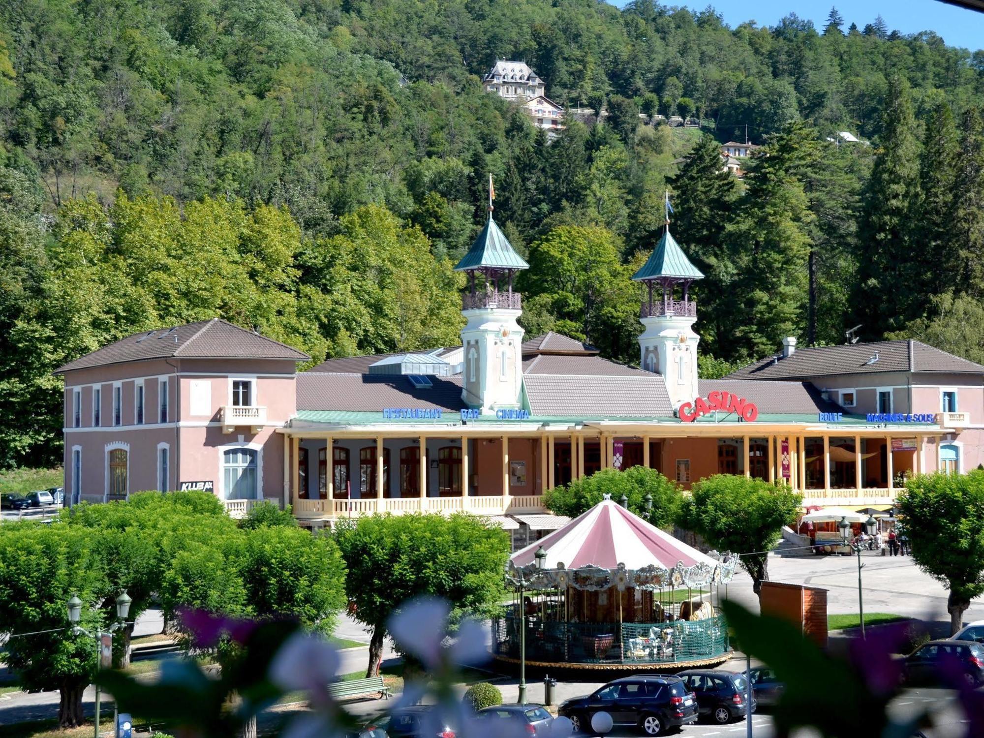 Logis Hotel L'Auzeraie Ax-les-Thermes Exterior photo